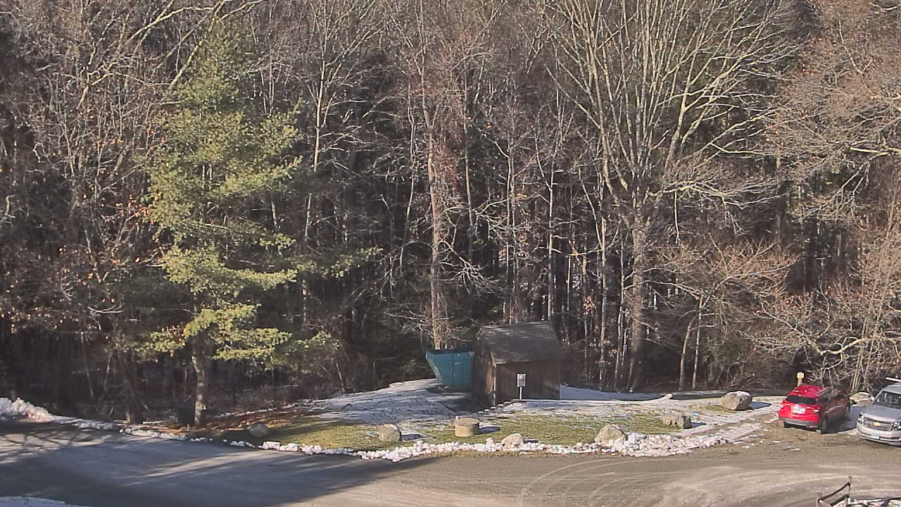 Thumbnail for current weather camera view from John Dorr Nature Lab-Horace Mann School in Washington, Connecticut