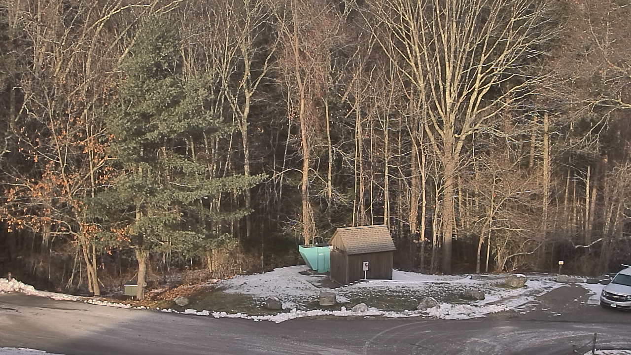 Thumbnail for current weather camera view from John Dorr Nature Lab-Horace Mann School in Washington, Connecticut