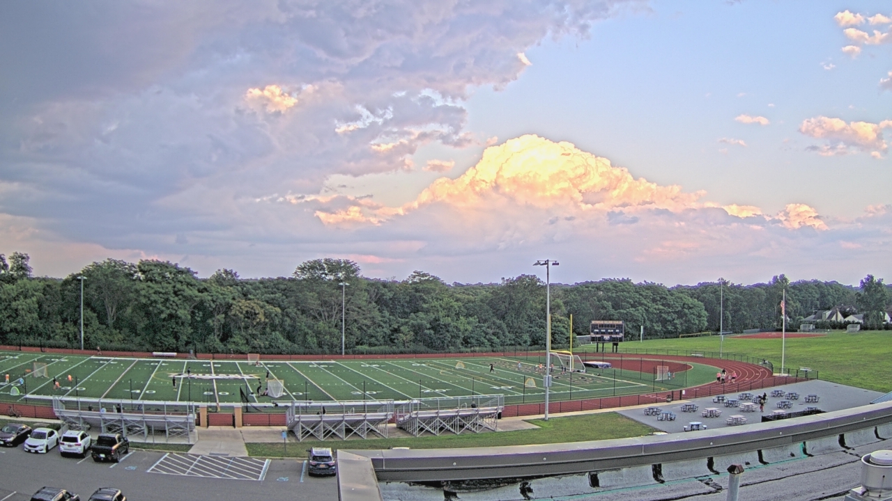 Thumbnail for current weather camera view from John F. Kennedy MS in Bethpage, New York