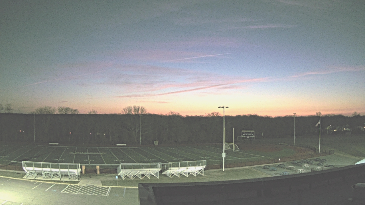 Thumbnail for current weather camera view from John F. Kennedy MS in Bethpage, New York