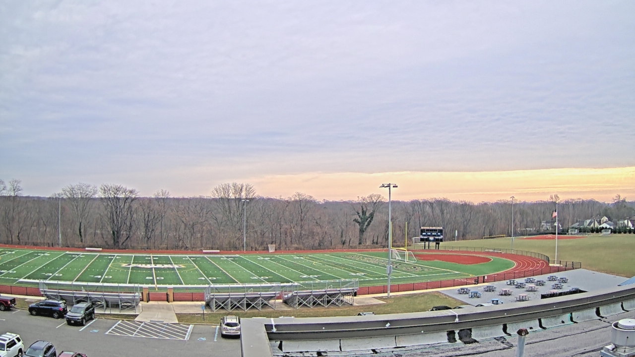 Thumbnail for current weather camera view from John F. Kennedy MS in Bethpage, New York