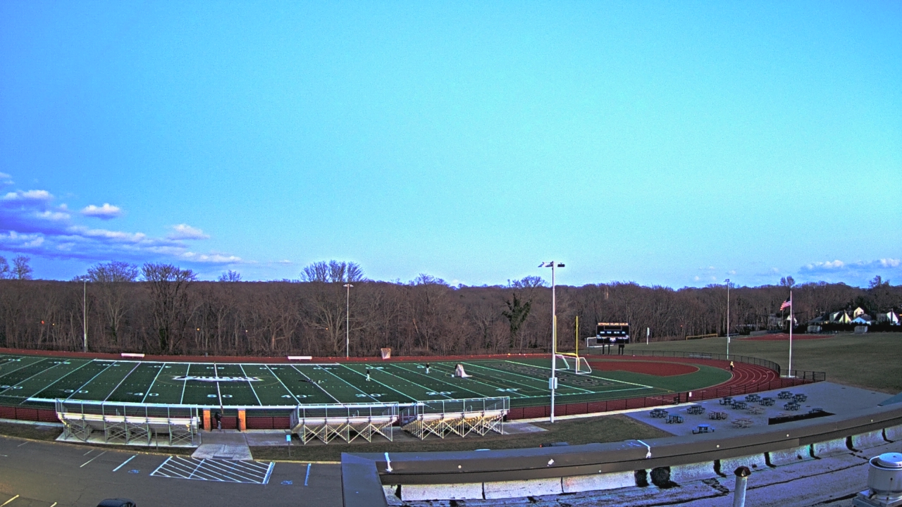 Thumbnail for current weather camera view from John F. Kennedy MS in Bethpage, New York