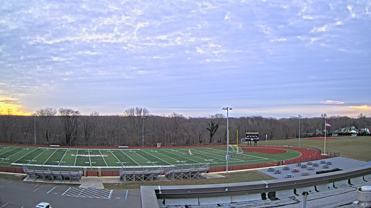 Thumbnail for current weather camera view from John F. Kennedy MS in Bethpage, New York