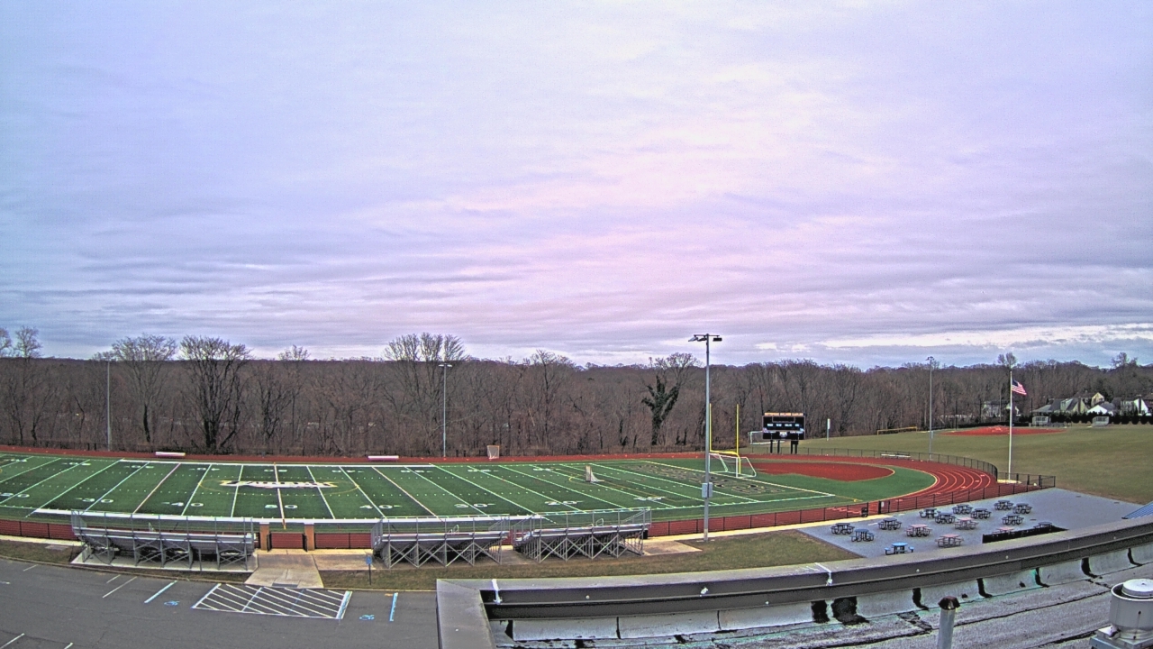 Thumbnail for current weather camera view from John F. Kennedy MS in Bethpage, New York