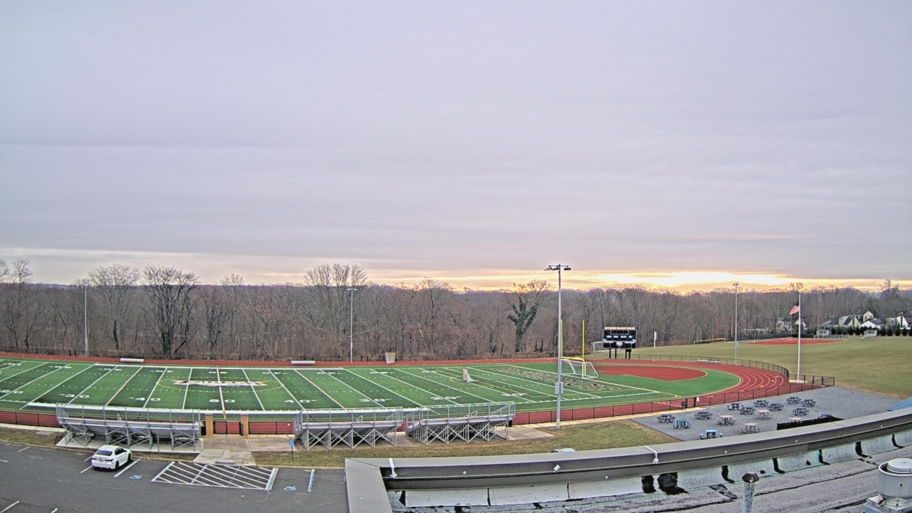 Thumbnail for current weather camera view from John F. Kennedy MS in Bethpage, New York