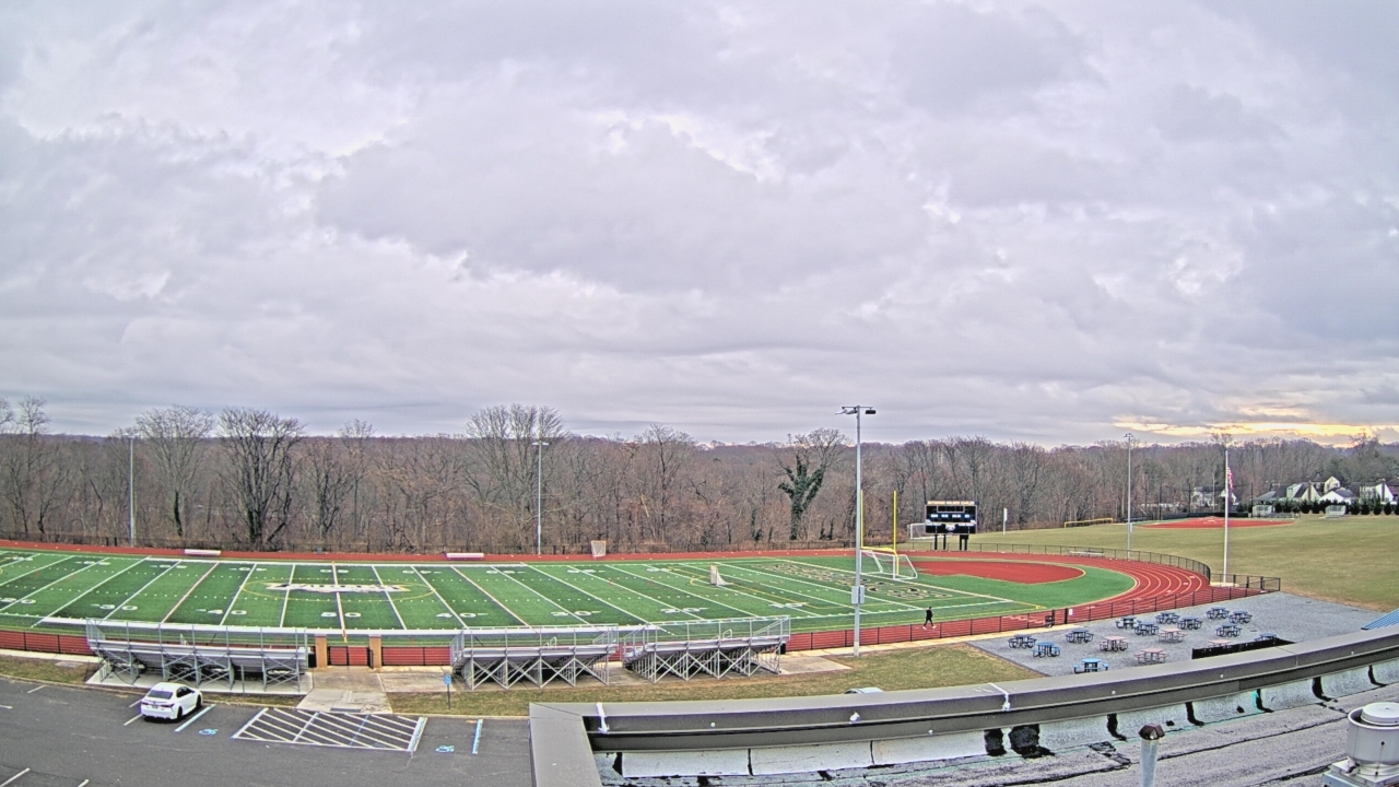 Thumbnail for current weather camera view from John F. Kennedy MS in Bethpage, New York