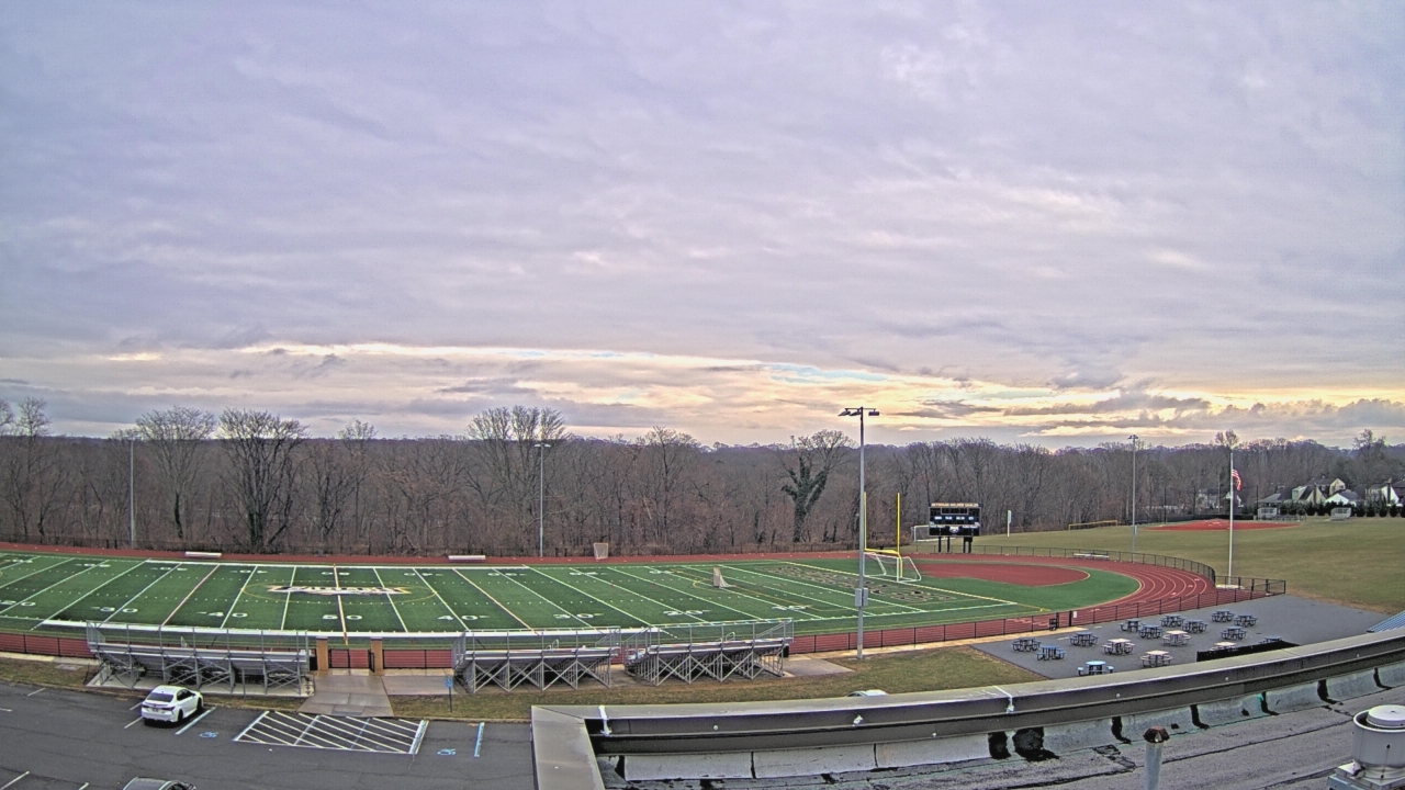 Thumbnail for current weather camera view from John F. Kennedy MS in Bethpage, New York