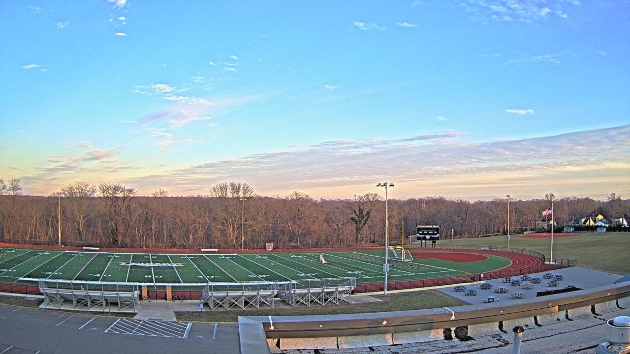 Thumbnail for current weather camera view from John F. Kennedy MS in Bethpage, New York