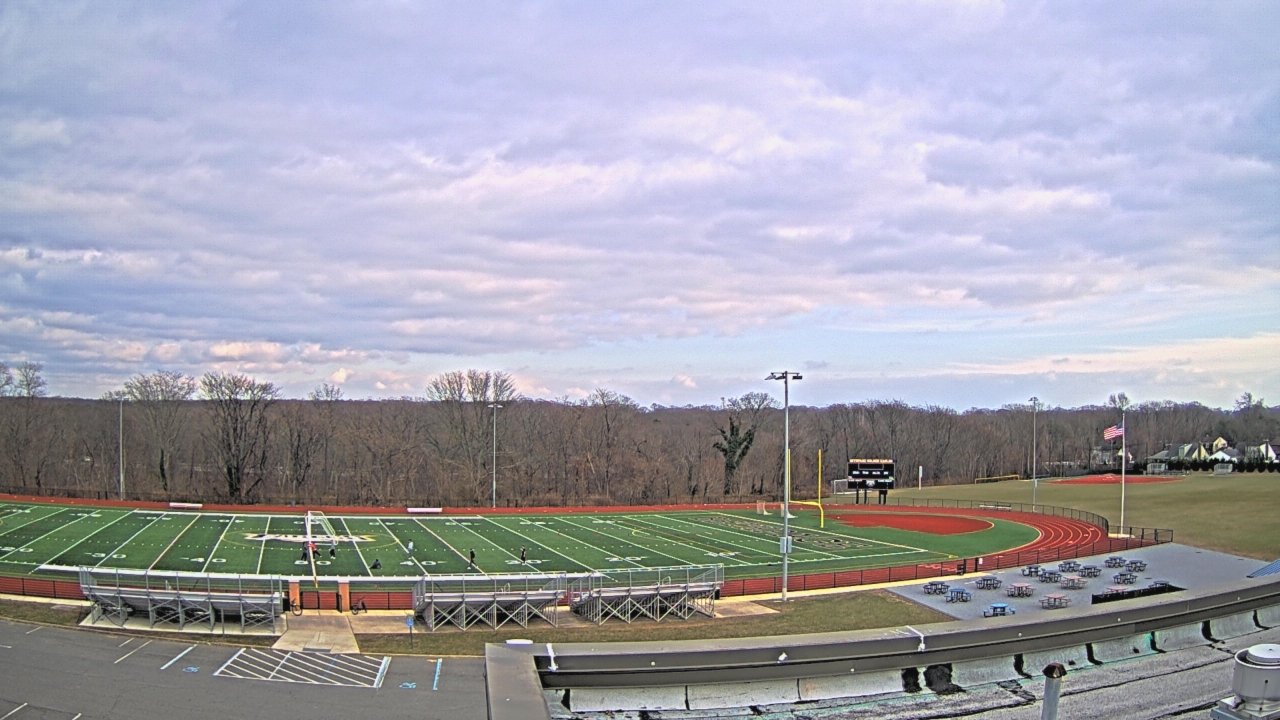 Thumbnail for current weather camera view from John F. Kennedy MS in Bethpage, New York