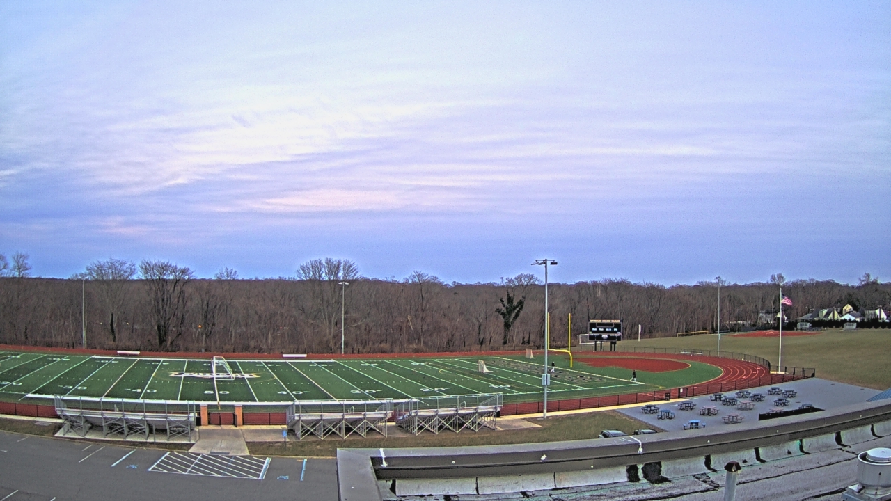 Thumbnail for current weather camera view from John F. Kennedy MS in Bethpage, New York