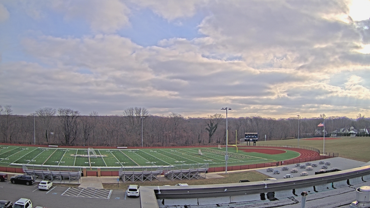 Thumbnail for current weather camera view from John F. Kennedy MS in Bethpage, New York