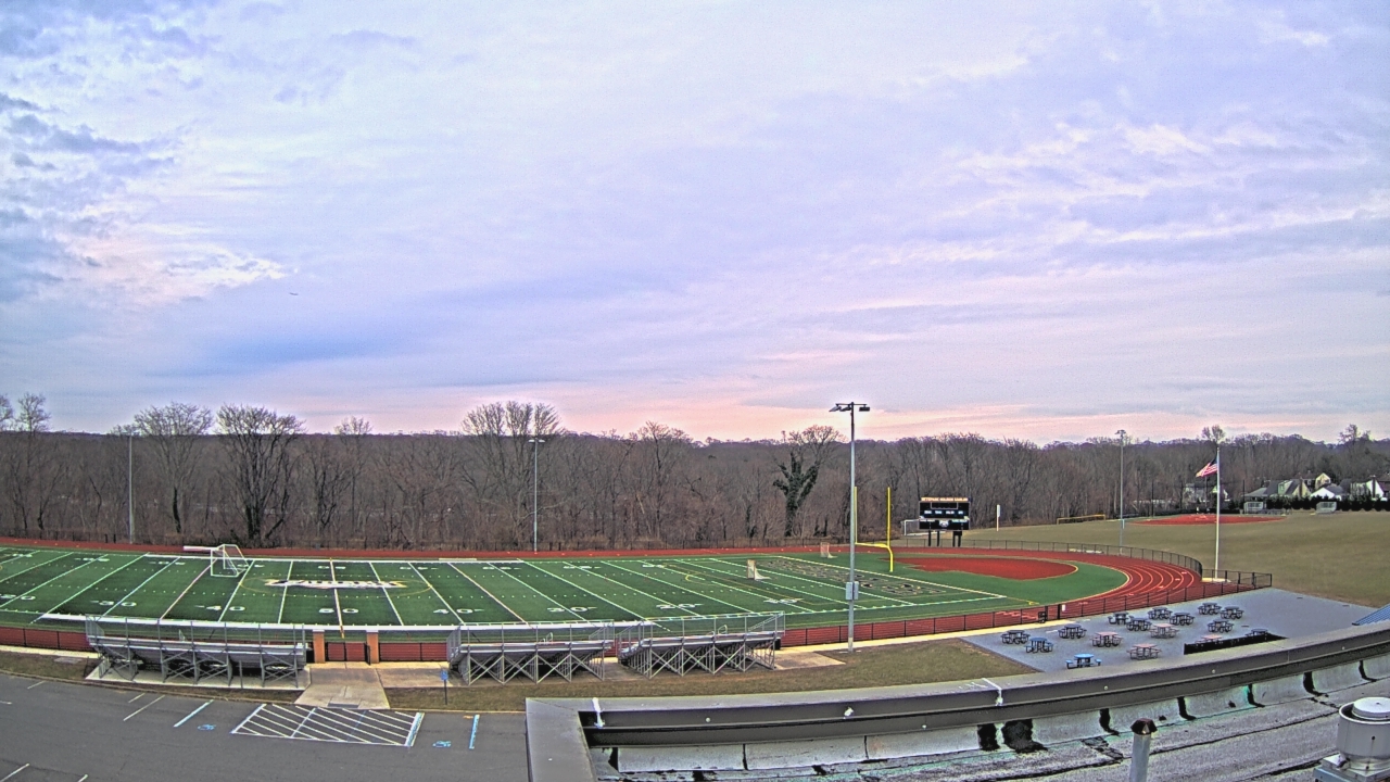 Thumbnail for current weather camera view from John F. Kennedy MS in Bethpage, New York