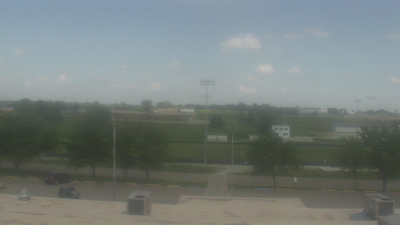 Thumbnail for current weather camera view from South Harrison School Dist R2 in Bethany, Missouri