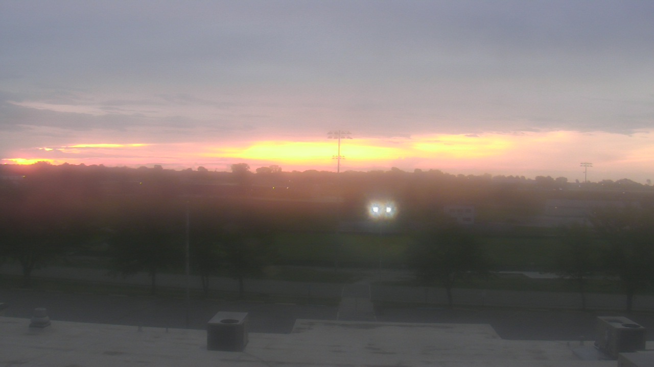 Thumbnail for current weather camera view from South Harrison School Dist R2 in Bethany, Missouri