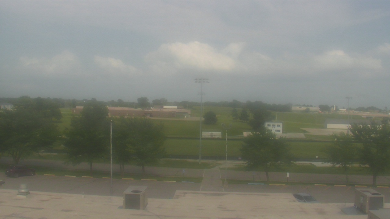 Thumbnail for current weather camera view from South Harrison School Dist R2 in Bethany, Missouri