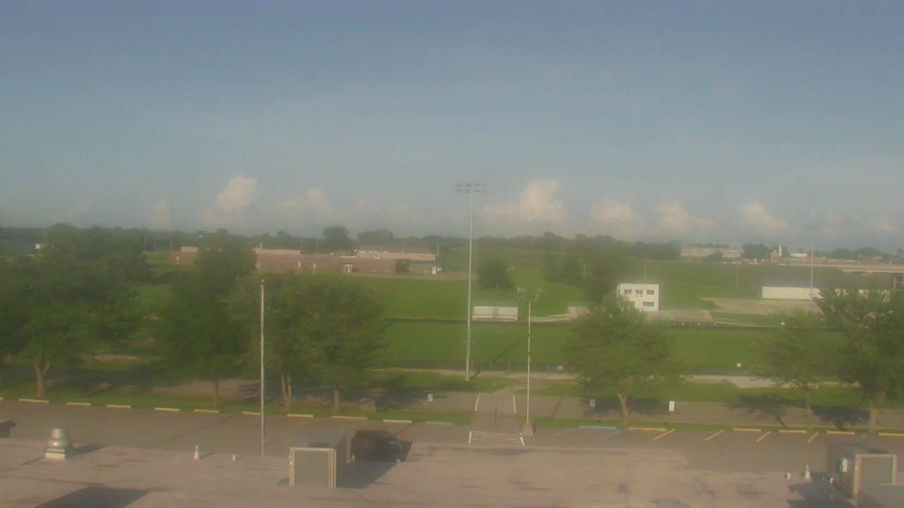 Thumbnail for current weather camera view from South Harrison School Dist R2 in Bethany, Missouri