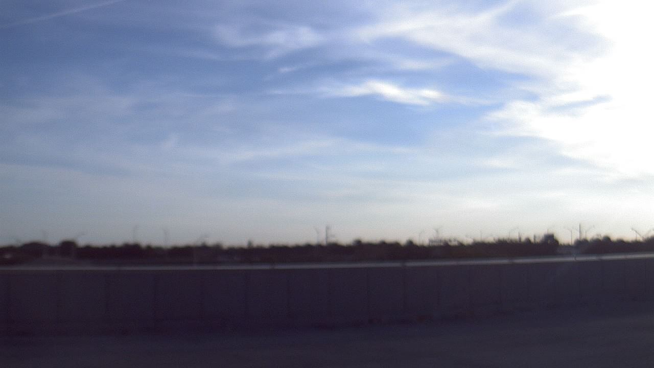 Thumbnail for current weather camera view from Forest Park ES in Boynton Beach, Florida