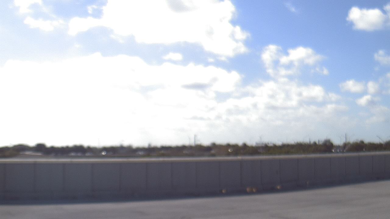 Thumbnail for current weather camera view from Forest Park ES in Boynton Beach, Florida