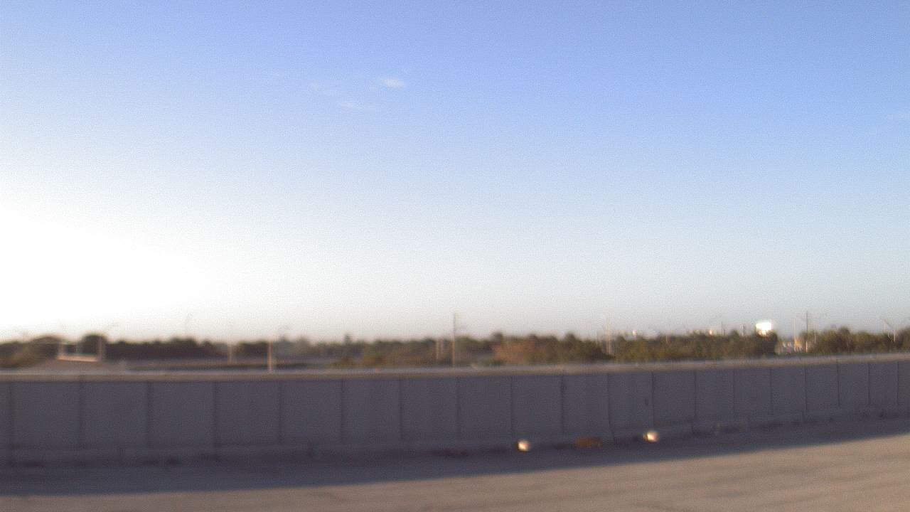 Thumbnail for current weather camera view from Forest Park ES in Boynton Beach, Florida