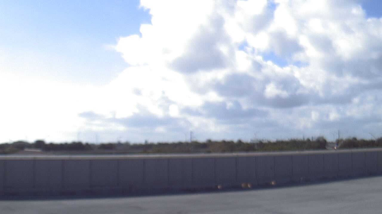 Thumbnail for current weather camera view from Forest Park ES in Boynton Beach, Florida