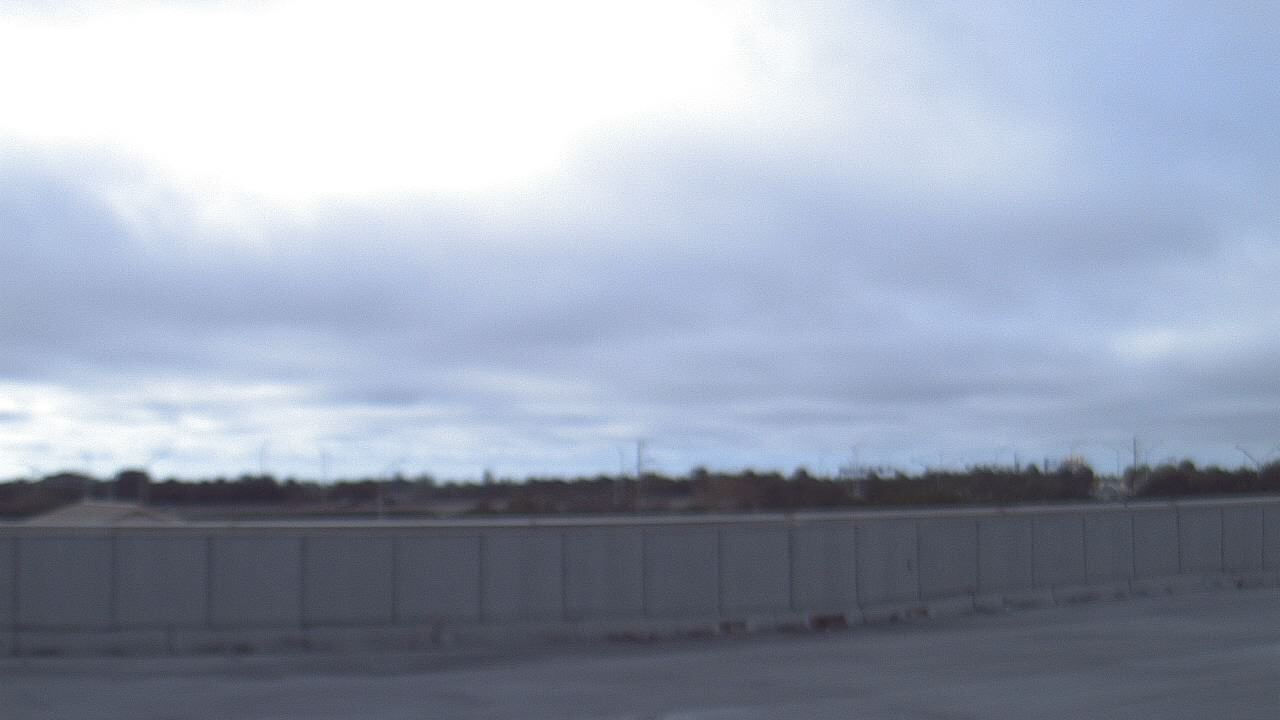 Thumbnail for current weather camera view from Forest Park ES in Boynton Beach, Florida