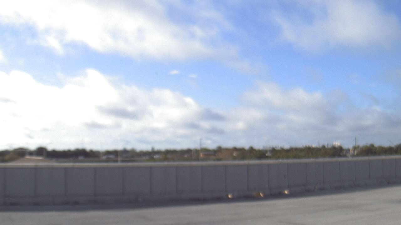 Thumbnail for current weather camera view from Forest Park ES in Boynton Beach, Florida