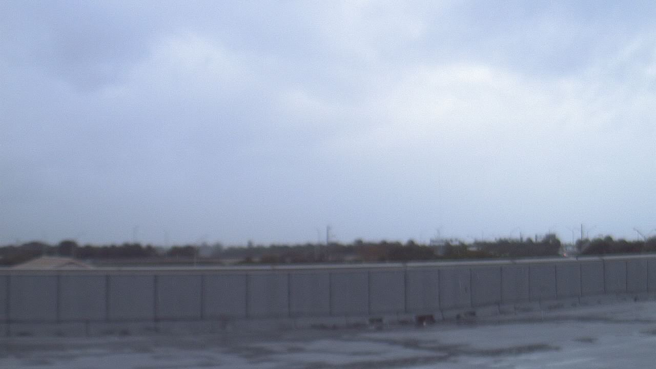 Thumbnail for current weather camera view from Forest Park ES in Boynton Beach, Florida