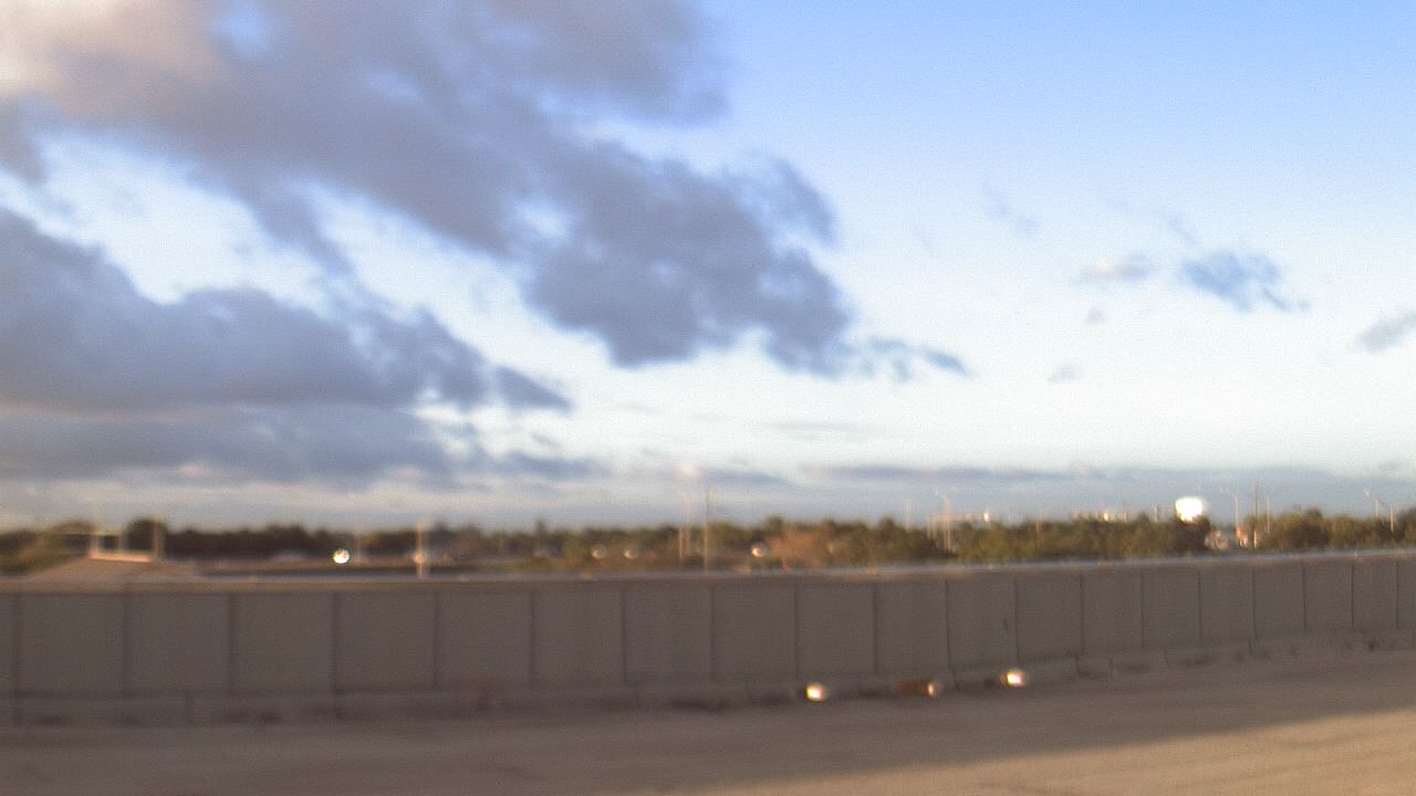 Thumbnail for current weather camera view from Forest Park ES in Boynton Beach, Florida