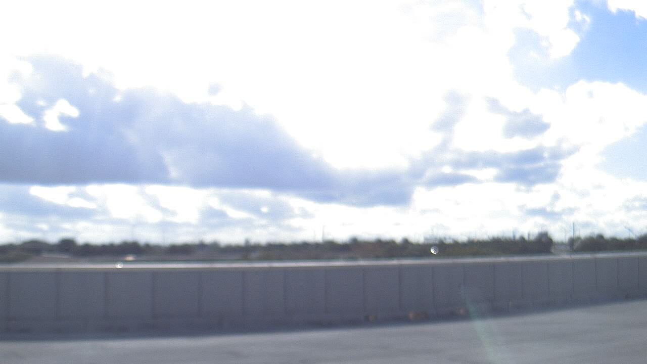 Thumbnail for current weather camera view from Forest Park ES in Boynton Beach, Florida