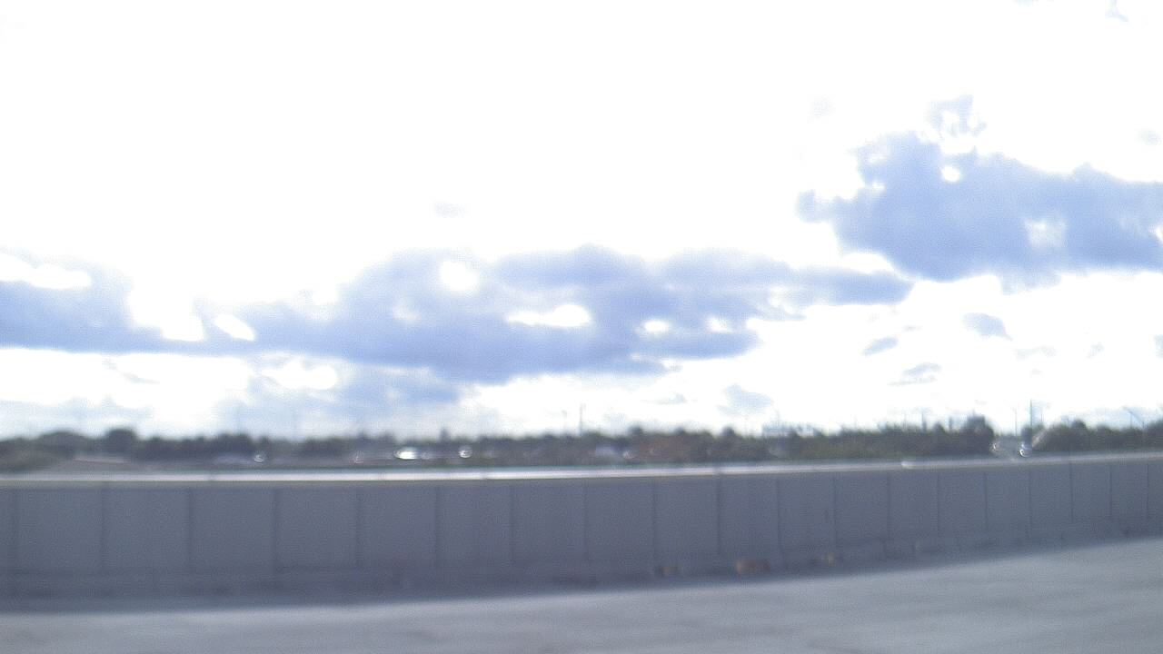 Thumbnail for current weather camera view from Forest Park ES in Boynton Beach, Florida