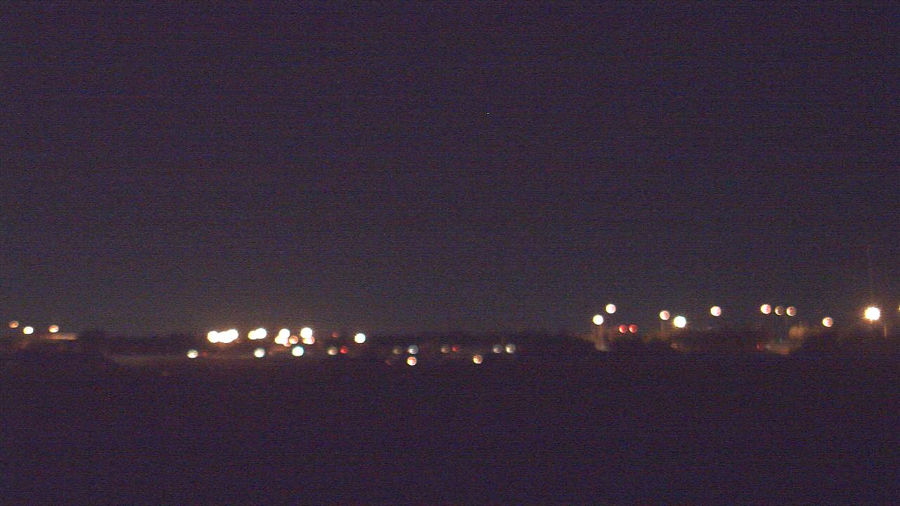 Thumbnail for current weather camera view from Forest Park ES in Boynton Beach, Florida