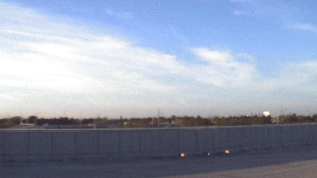 Thumbnail for current weather camera view from Forest Park ES in Boynton Beach, Florida