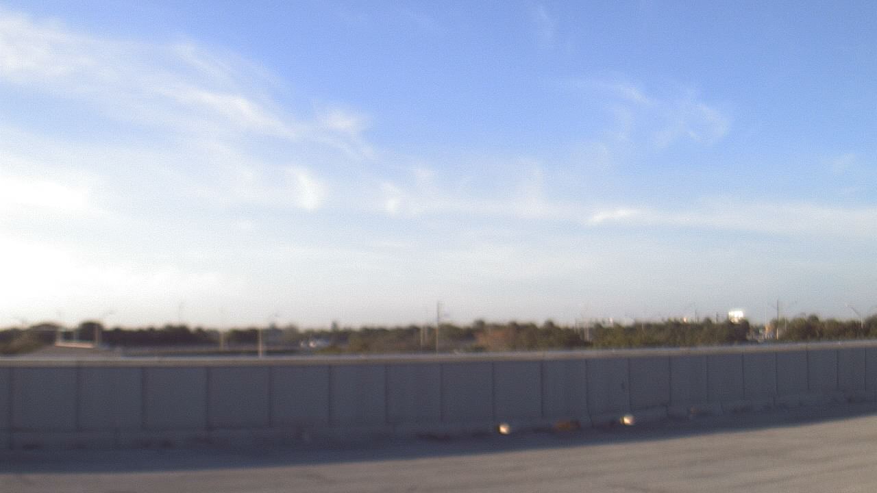 Thumbnail for current weather camera view from Forest Park ES in Boynton Beach, Florida