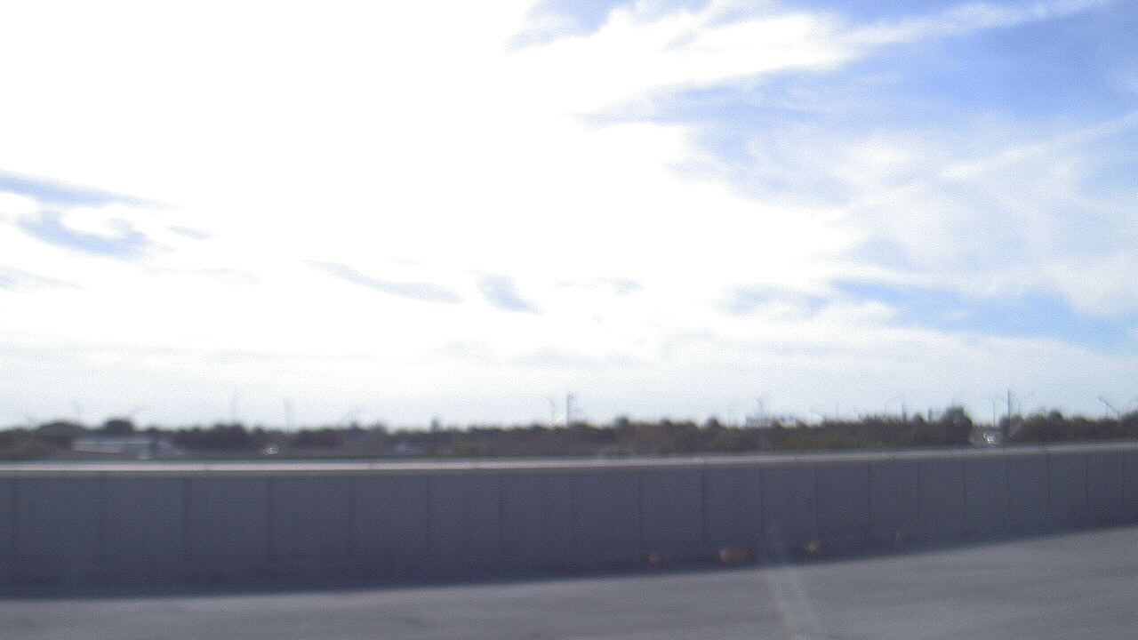 Thumbnail for current weather camera view from Forest Park ES in Boynton Beach, Florida