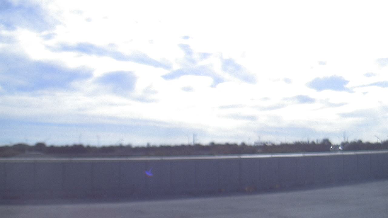 Thumbnail for current weather camera view from Forest Park ES in Boynton Beach, Florida