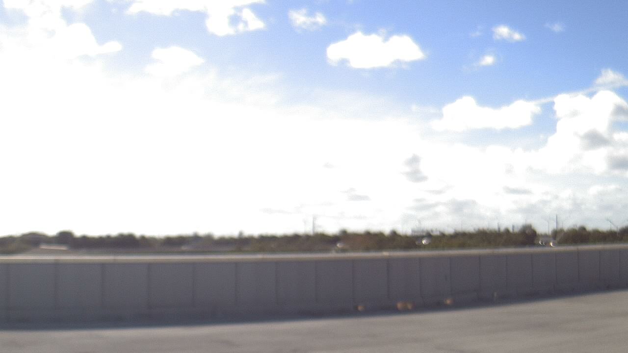 Thumbnail for current weather camera view from Forest Park ES in Boynton Beach, Florida