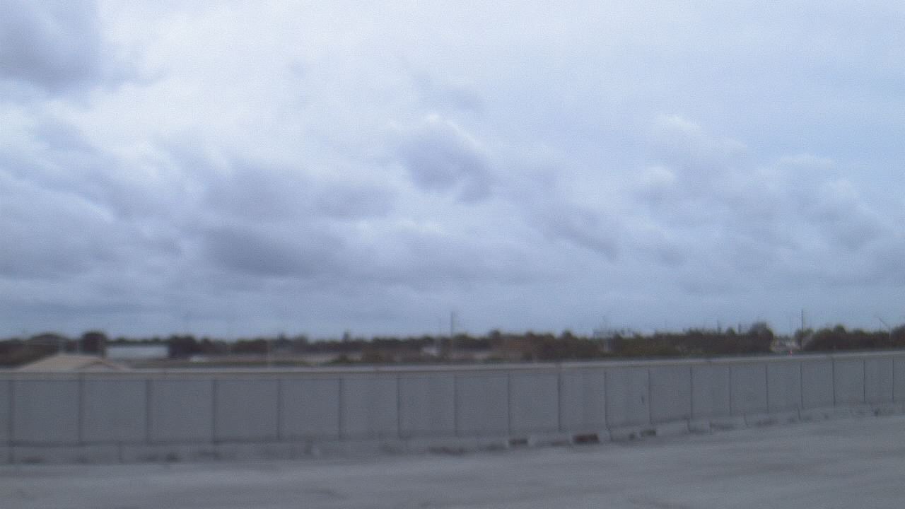 Thumbnail for current weather camera view from Forest Park ES in Boynton Beach, Florida