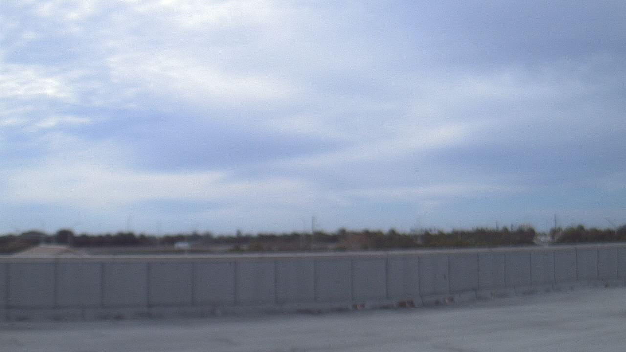 Thumbnail for current weather camera view from Forest Park ES in Boynton Beach, Florida