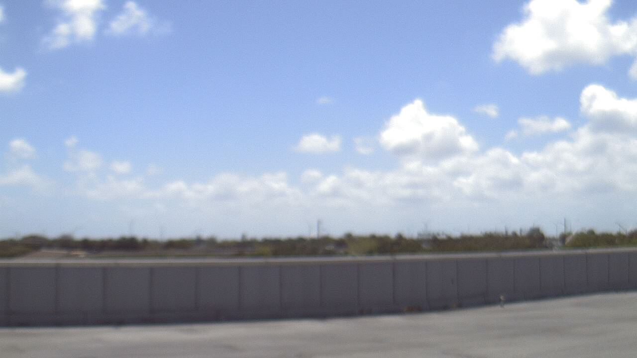 Thumbnail for current weather camera view from Forest Park ES in Boynton Beach, Florida