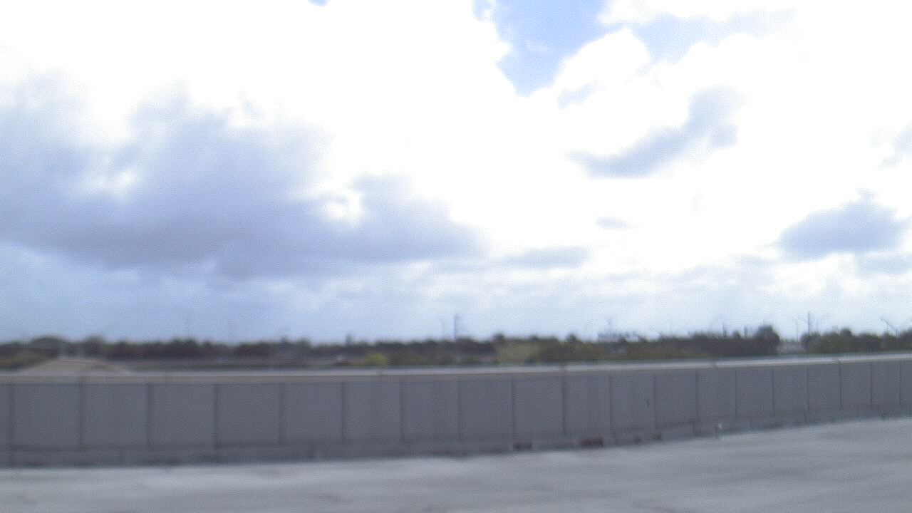 Thumbnail for current weather camera view from Forest Park ES in Boynton Beach, Florida