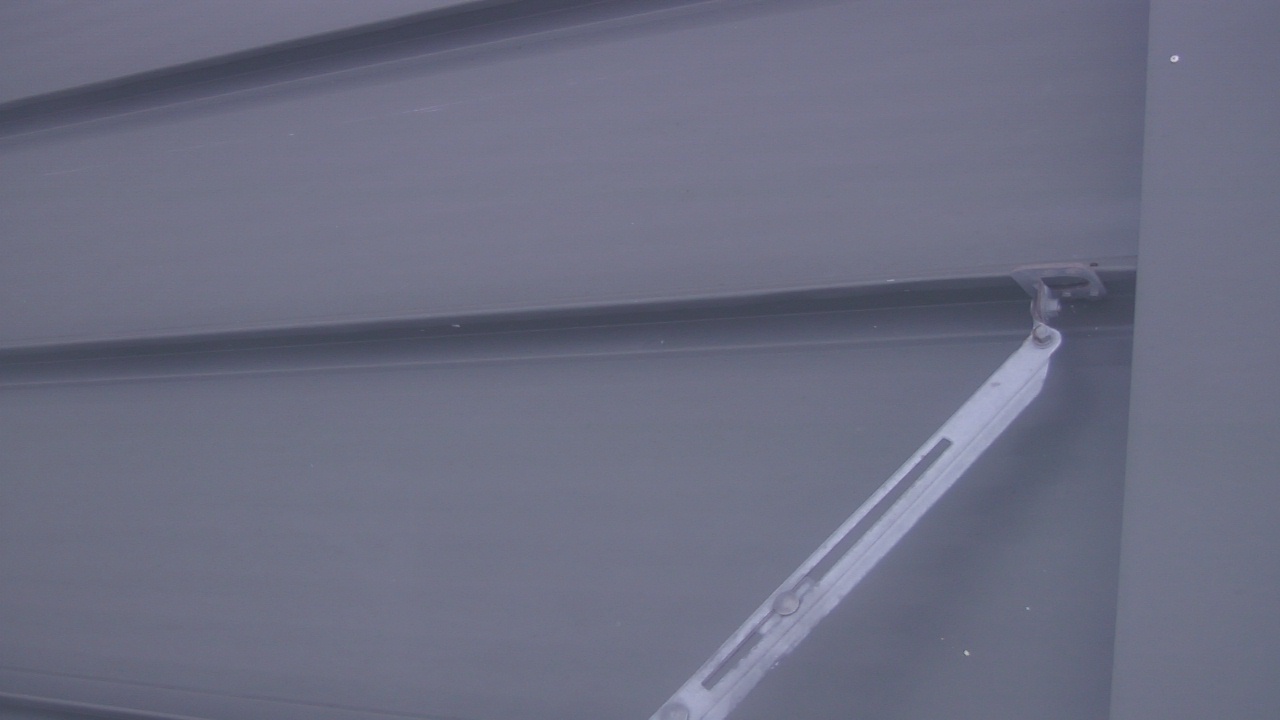 Thumbnail for current weather camera view from Pirates Bay Water Park in Baytown, Texas