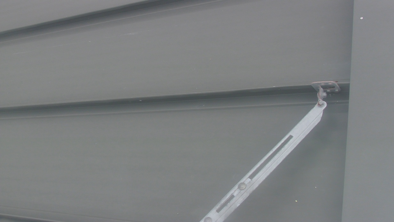 Thumbnail for current weather camera view from Pirates Bay Water Park in Baytown, Texas