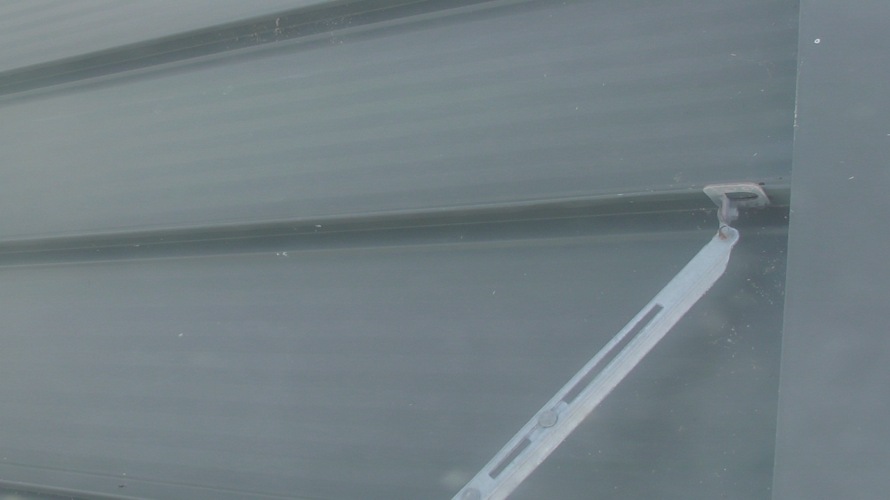 Thumbnail for current weather camera view from Pirates Bay Water Park in Baytown, Texas