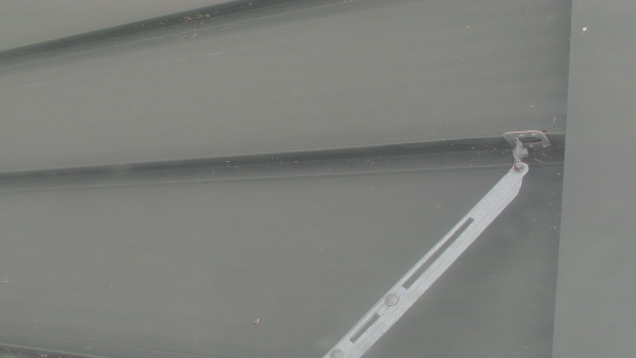 Thumbnail for current weather camera view from Pirates Bay Water Park in Baytown, Texas