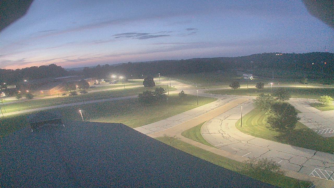 Thumbnail for current weather camera view from Central ES in Cambridge, Ohio