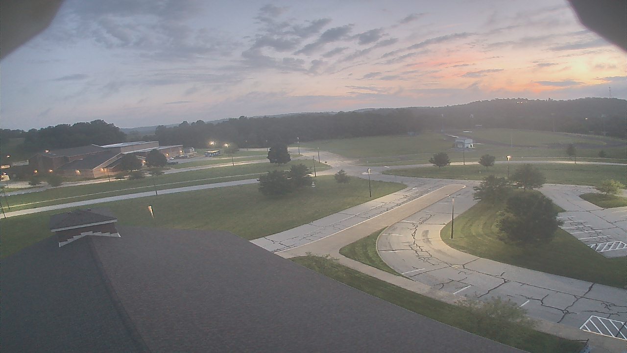 Thumbnail for current weather camera view from Central ES in Cambridge, Ohio