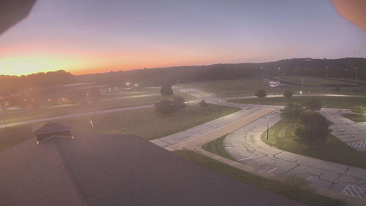Thumbnail for current weather camera view from Central ES in Cambridge, Ohio