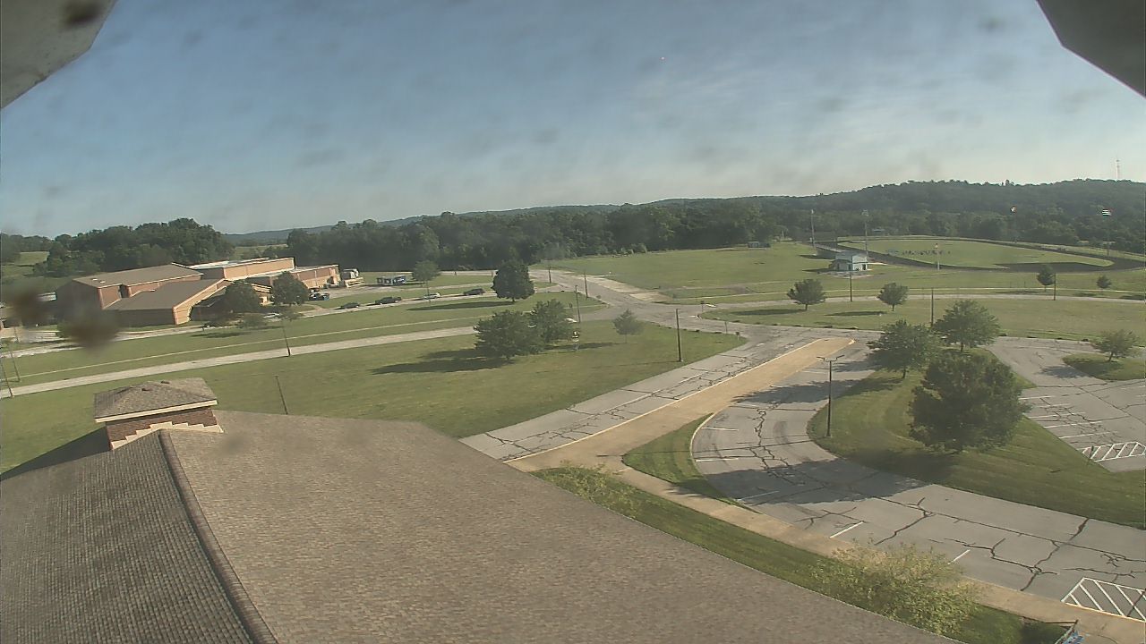Thumbnail for current weather camera view from Central ES in Cambridge, Ohio