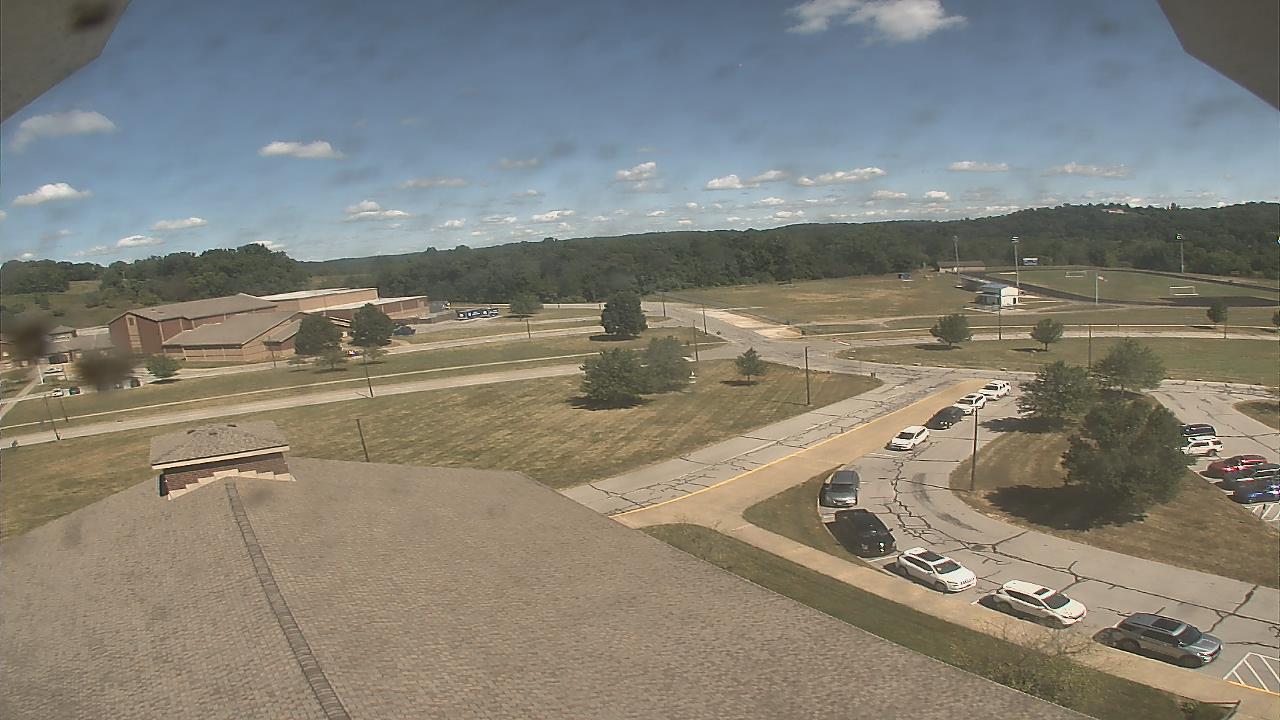 Thumbnail for current weather camera view from Central ES in Cambridge, Ohio