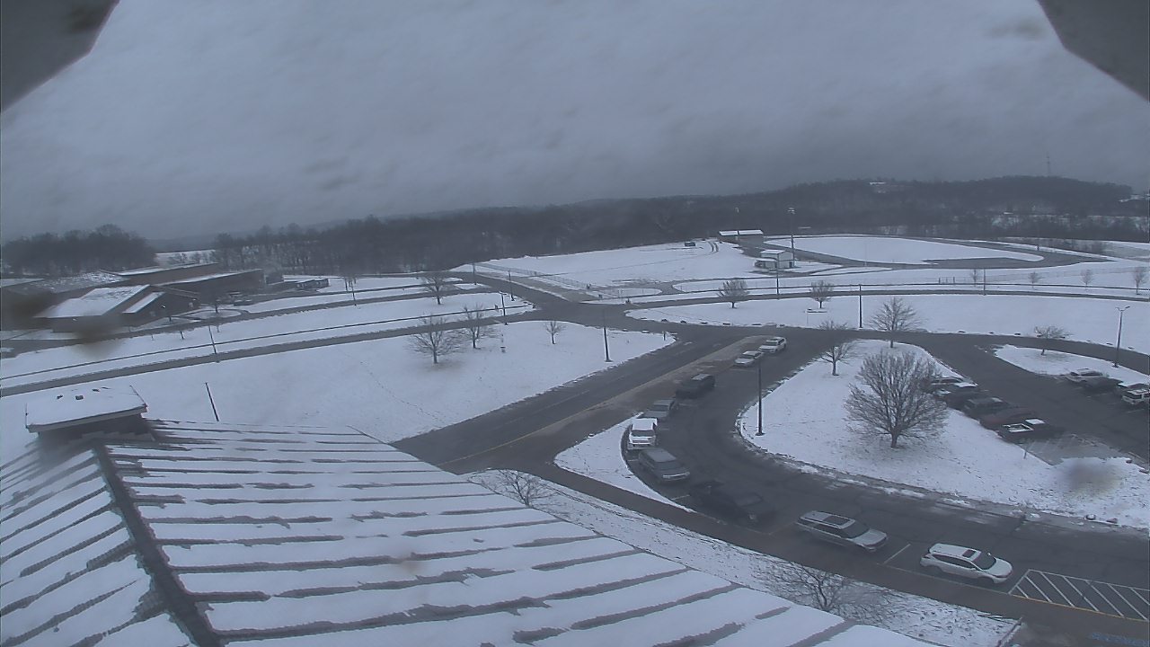 Thumbnail for current weather camera view from Central ES in Cambridge, Ohio
